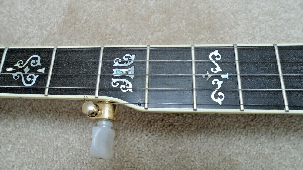 1993 DEERING IVANHOE 5-STRING BANJO with original HSC