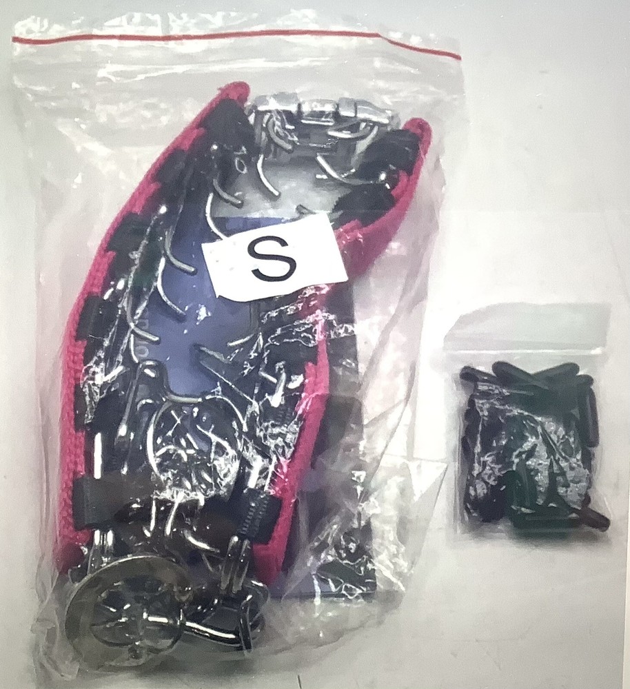 DOG ADJUSTABLE COLLAR W/ QUICK RELEASE BUCKLE & RUBBER CAPS PINK SMALL