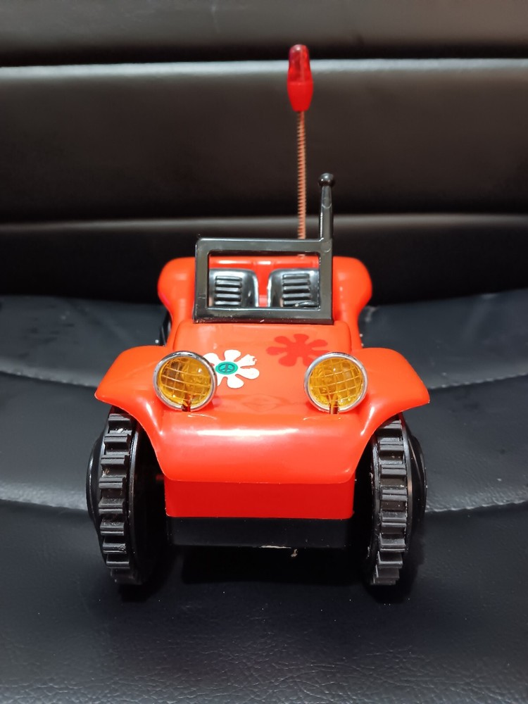 Red Tumbling Dune Buggy