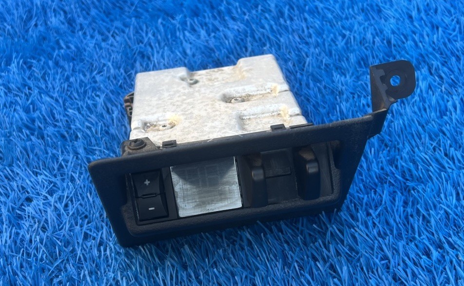 2010 2011 2012 Dodge Ram 2500 3500 Trailer Brake Controller Switch 1500 OEM Y72