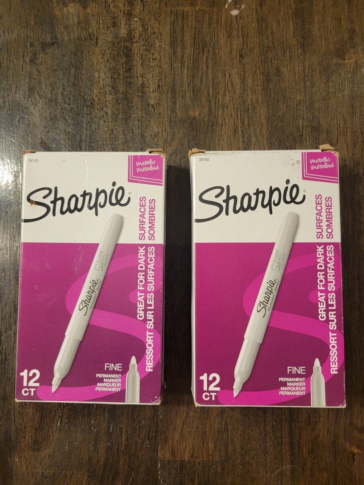 Sharpie fine point Metallic Silver