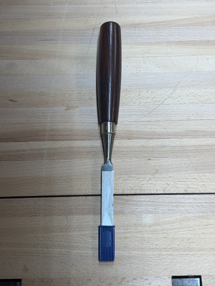 ENGGTOOLS ROSEWOOD HANDLE 1/2" WOOD CHISEL