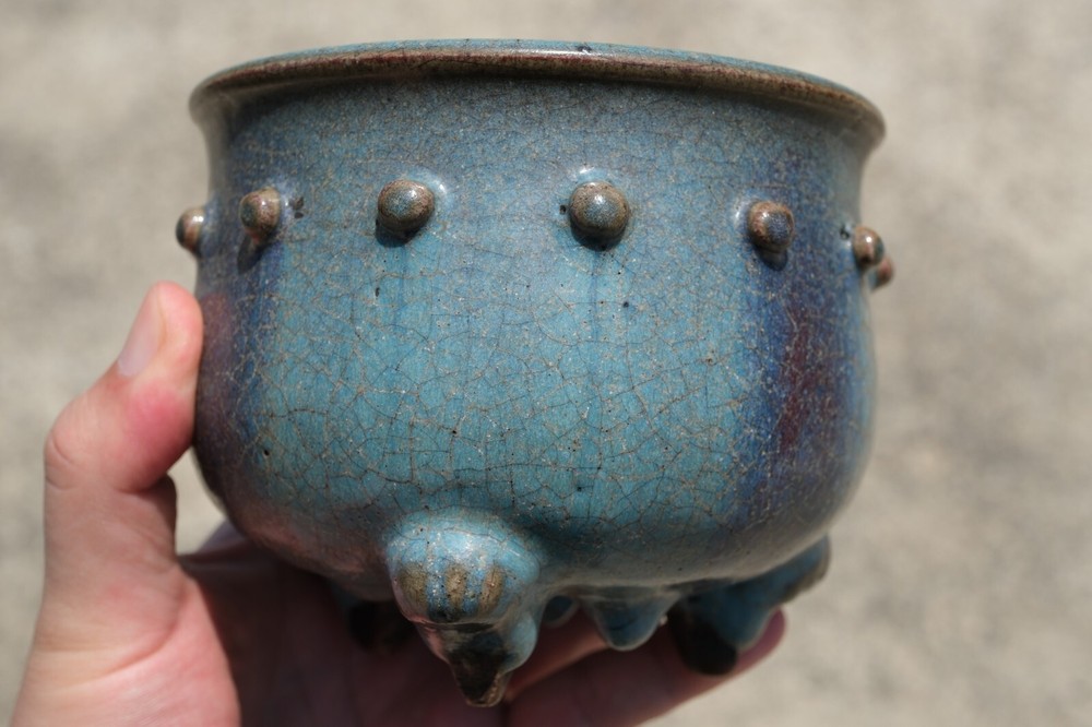 0074 Jun Ware Tripod Incense Burner