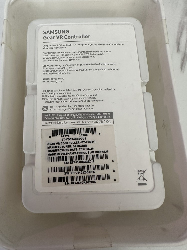 Samsung ET-YO324BBEGUS Gear VR Controller - Black
