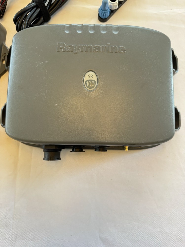 Raymarine SeaTalk Marine Electronics Network Modules Lot SR100, Switch & RF Base