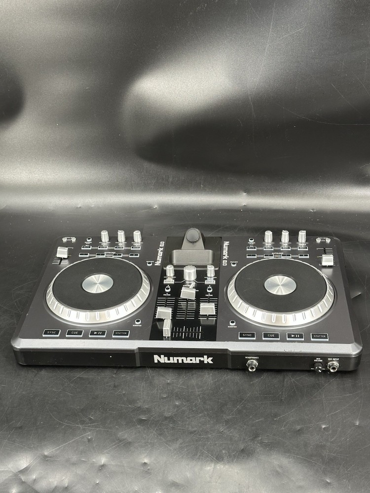 Numark iDJ3 2-Channel Turntable