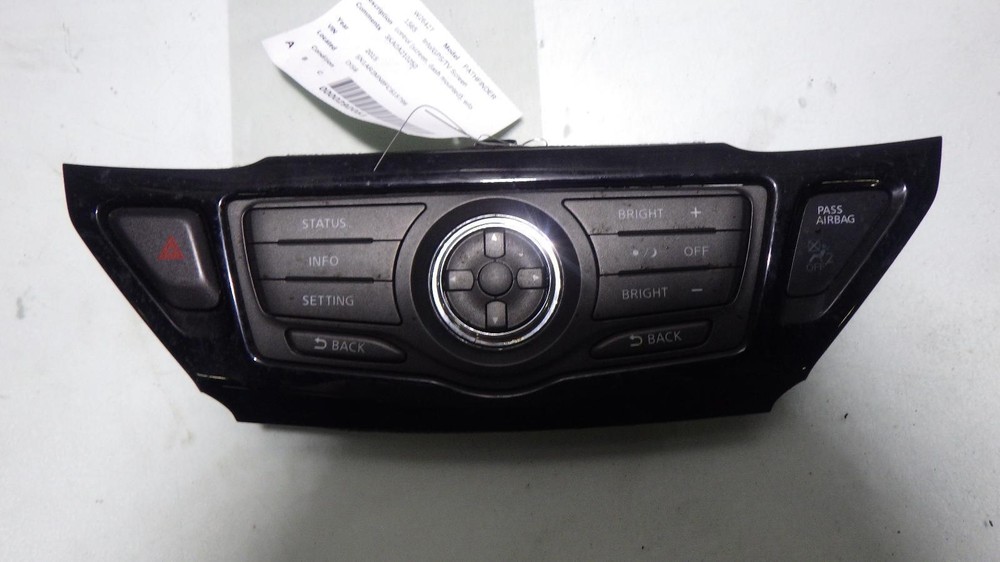 15 NISSAN PATHFINDER Info Screen control 3KA0A210250