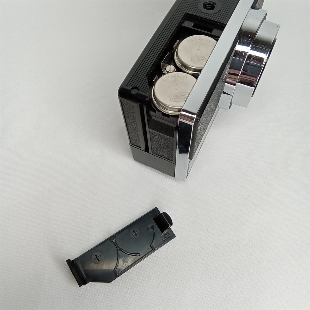 Vintage AGFA Iso-Pak Camera With Case