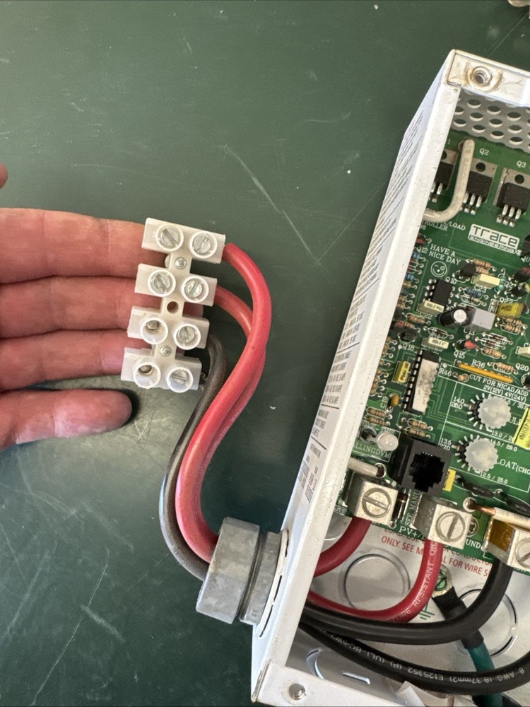 Xantrex 41XM Charge/Load Controller for Photovoltaic Power Systems