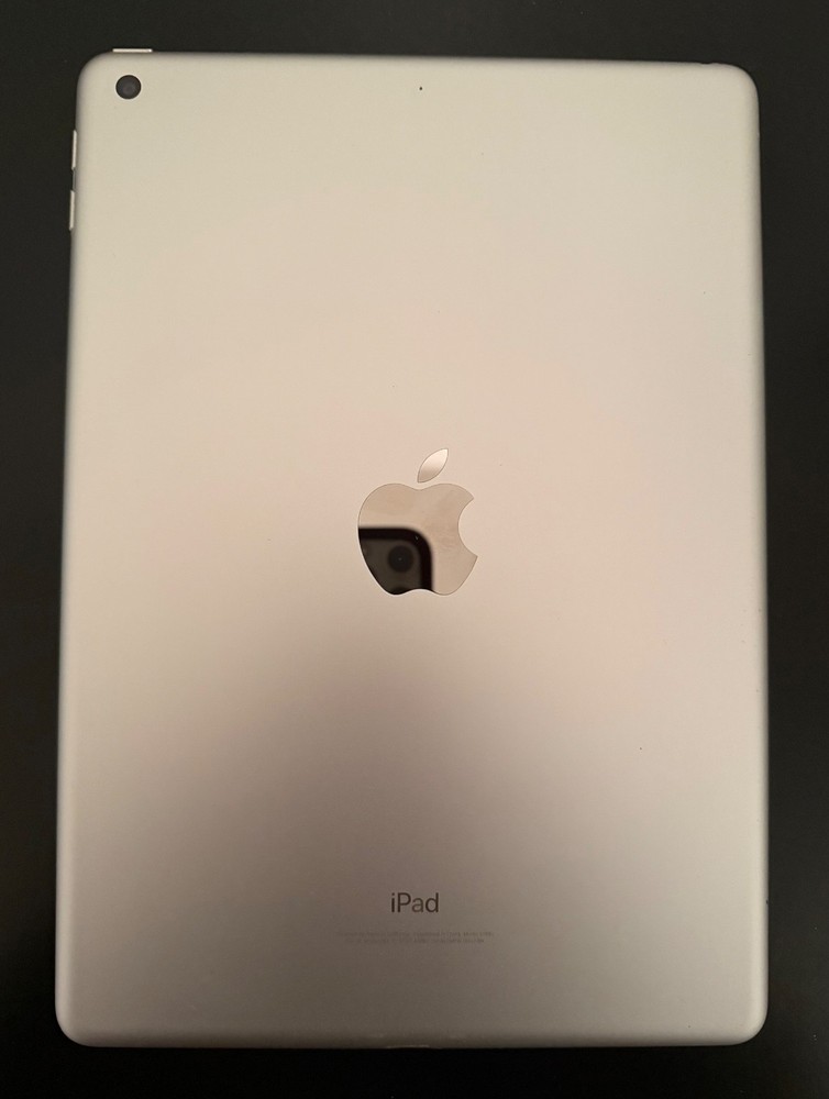 Apple Ipad 6th generation 128gb wifi