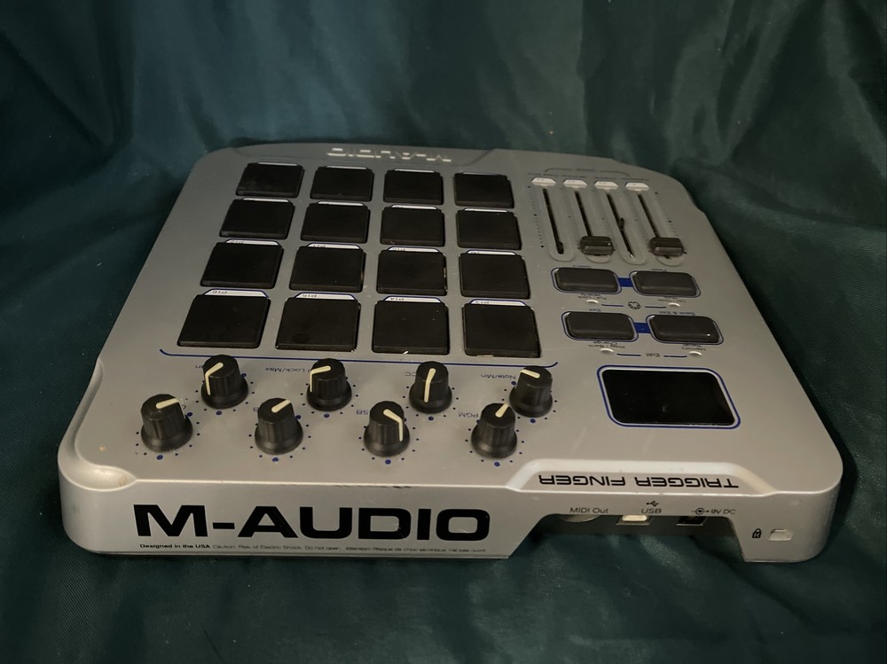 M-Audio Trigger Finger MIDI Controller with Pads -tested Working *Read - As Is*