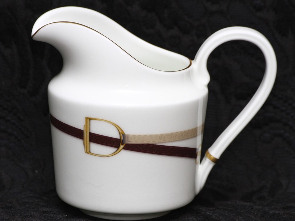 WEDGWOOD EQUESTRIA Bone China Large Cream Jug