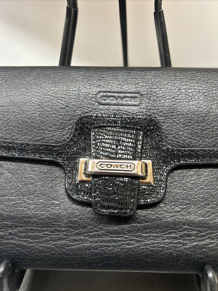 Coach Black Leather Womens Wallet 12-card Tri Fold
