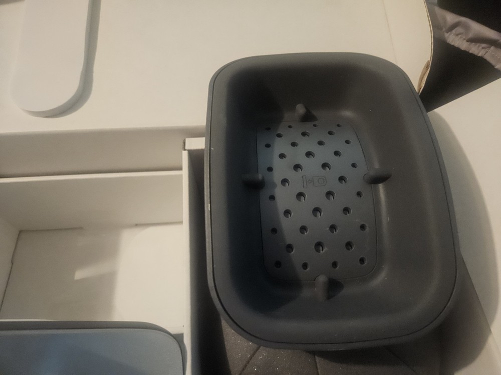 New Cricut Hat Press Smart Heat Press CHP080B1