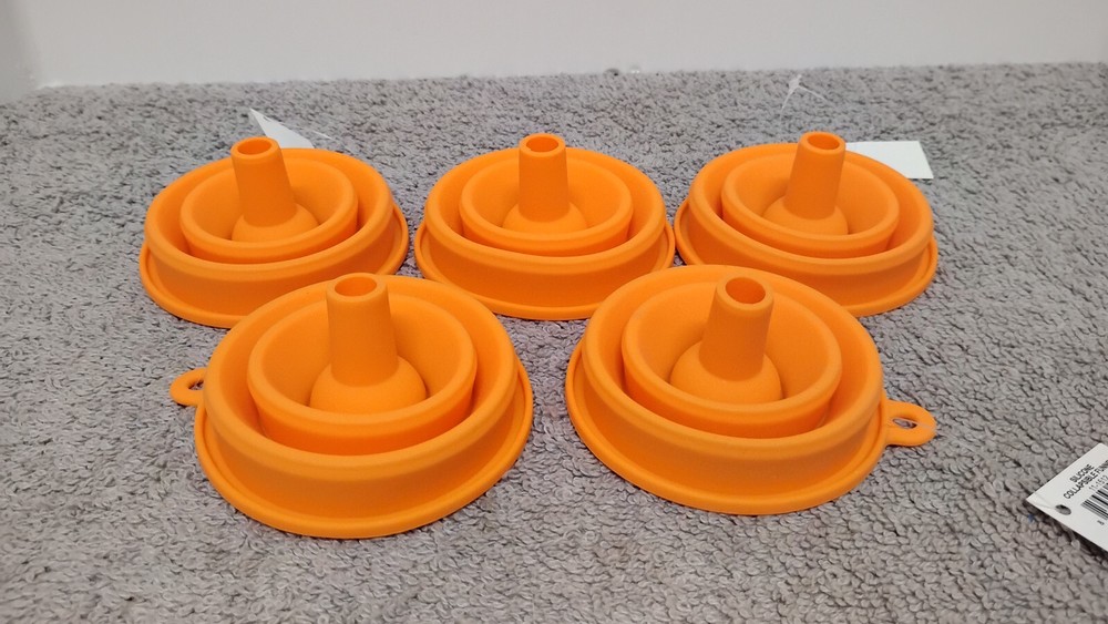 5 New Orange Silicone Extendable & Collapsible Funnels. ( 03 )