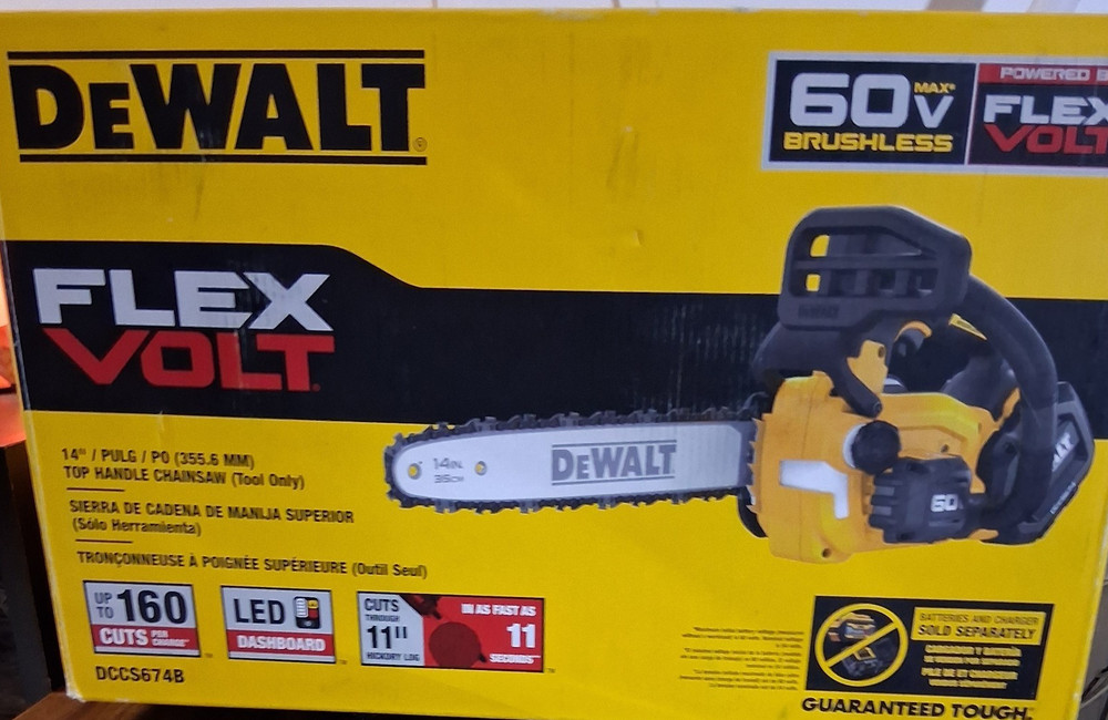 NEW DeWALT DCCS674B 60V FLEXVOLT MAX 14" Brushless Cordless Top Handle Chainsaw