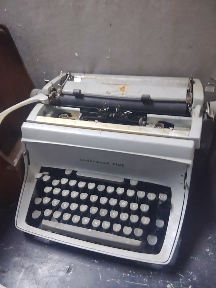 underwood typewriter no 5 working