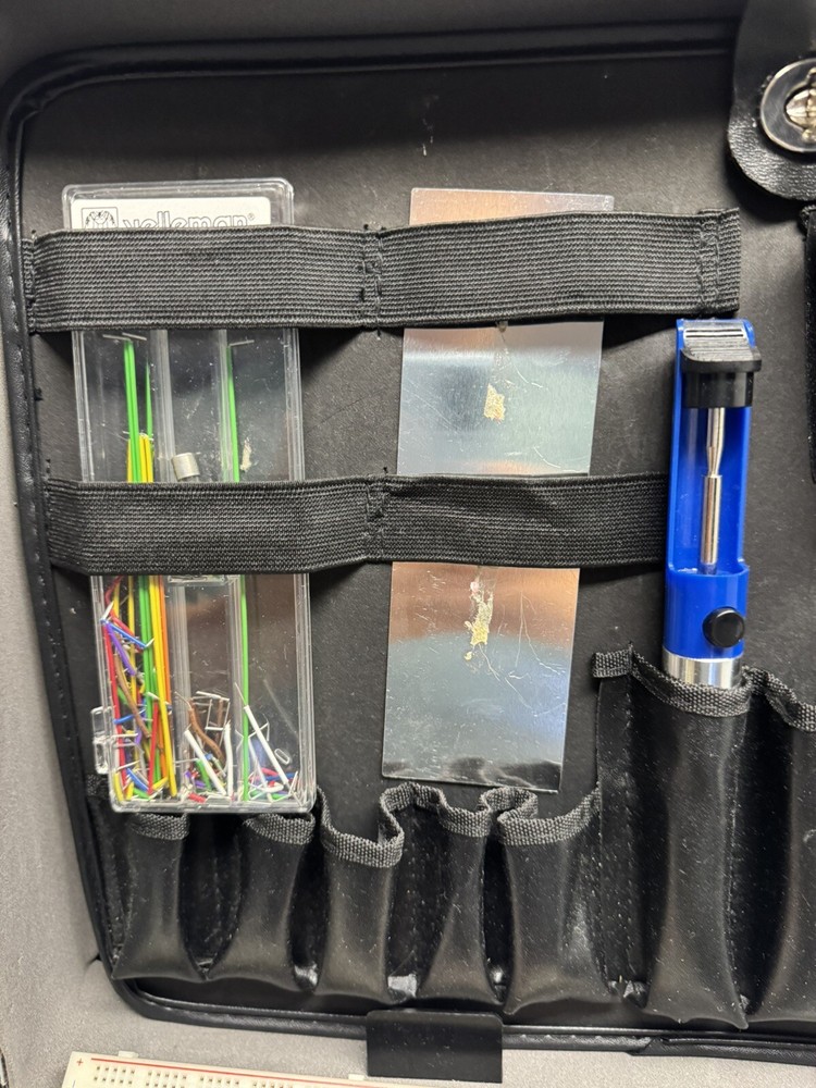 Elenco Electronics XK-700 Digital/Analog Trainer