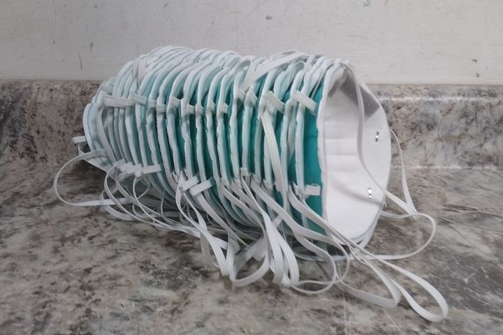 3M 1860 20 Pk Size Medium Green Disposable Respirator