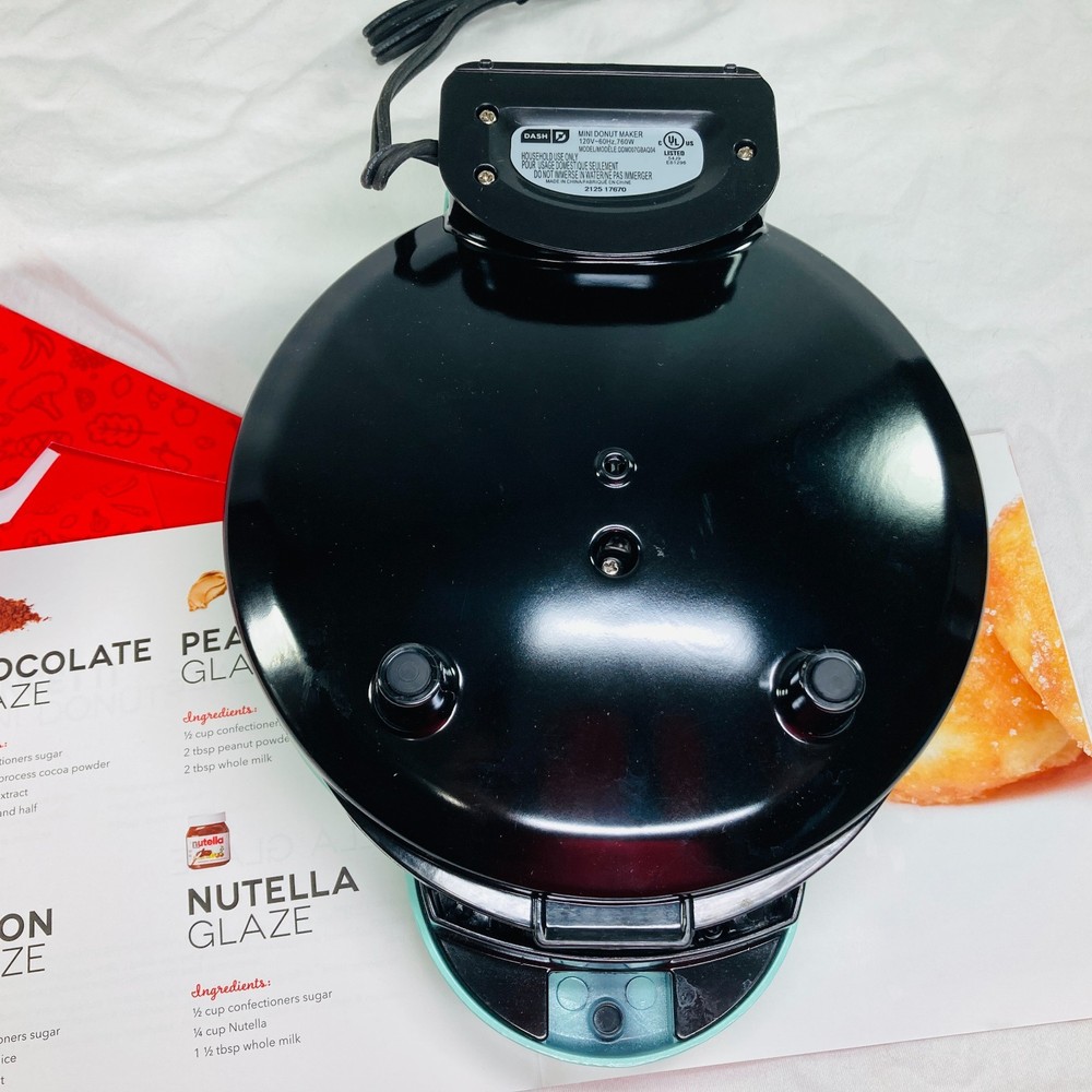 DASH Mini Donut Maker Machine w/ Non-stick Surface, Makes 7 Doughnuts - Aqua
