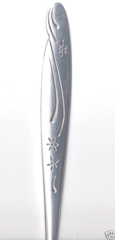Wm. A Rogers Oneida LTD. Serving Fork 8 3/8"