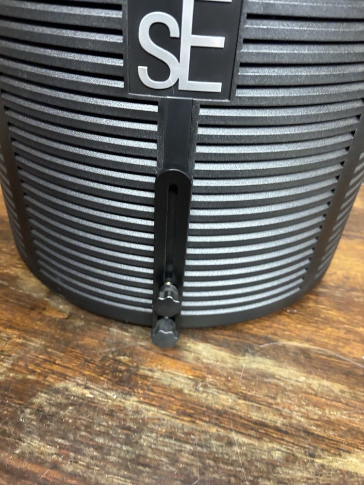 SE Electronics RF-X Portable Isolation Filter X Reflection Reflexion Shield RF-X