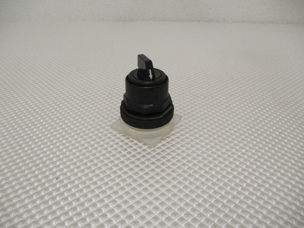 ONE NEW SQUARE D SELECTOR SWITCH KNOB D9001SKS.
