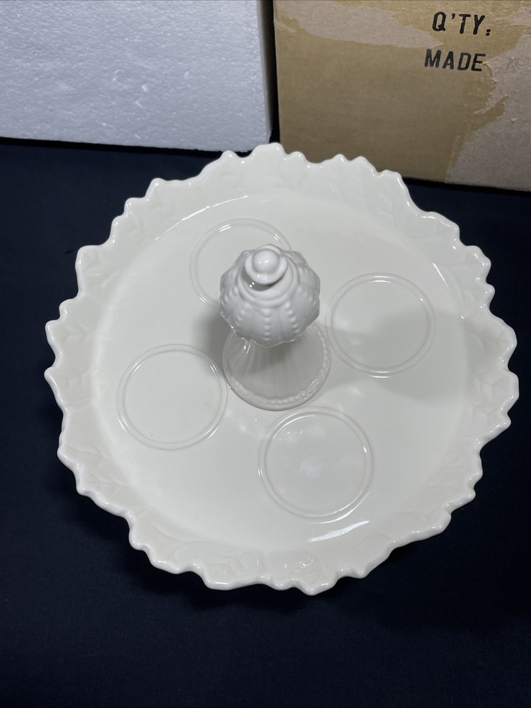 Neiman Marcus Small Cupcake Stand Style #NM612 10”