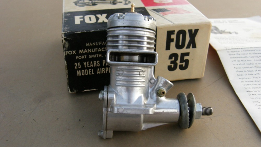 1970 FOX 35 CHROME FINISH STUNT Model Airplane Engine with Box & Instructions
