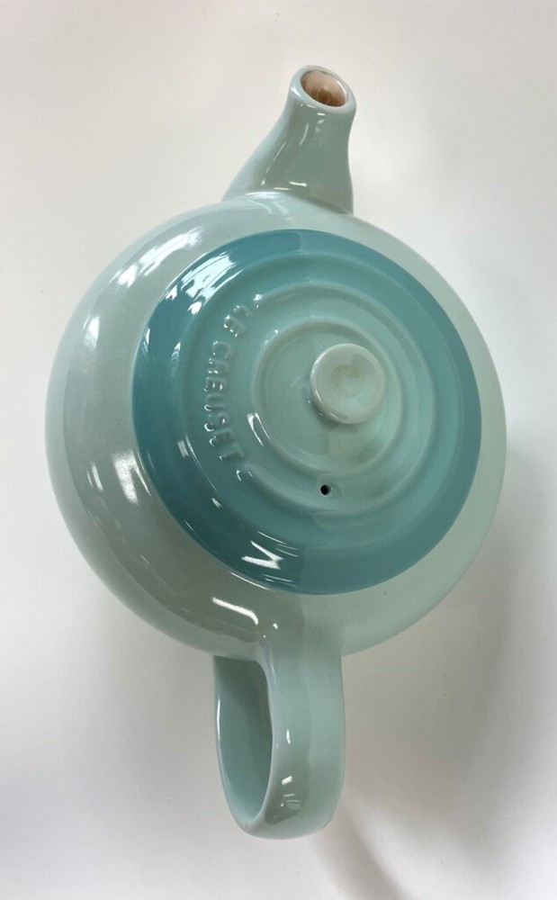 LE CREUSET TEA POT