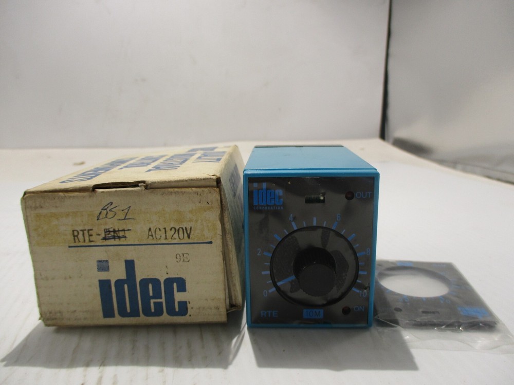 NEW IDEC RTE-BSI ELECTRONIC TIMER 120V