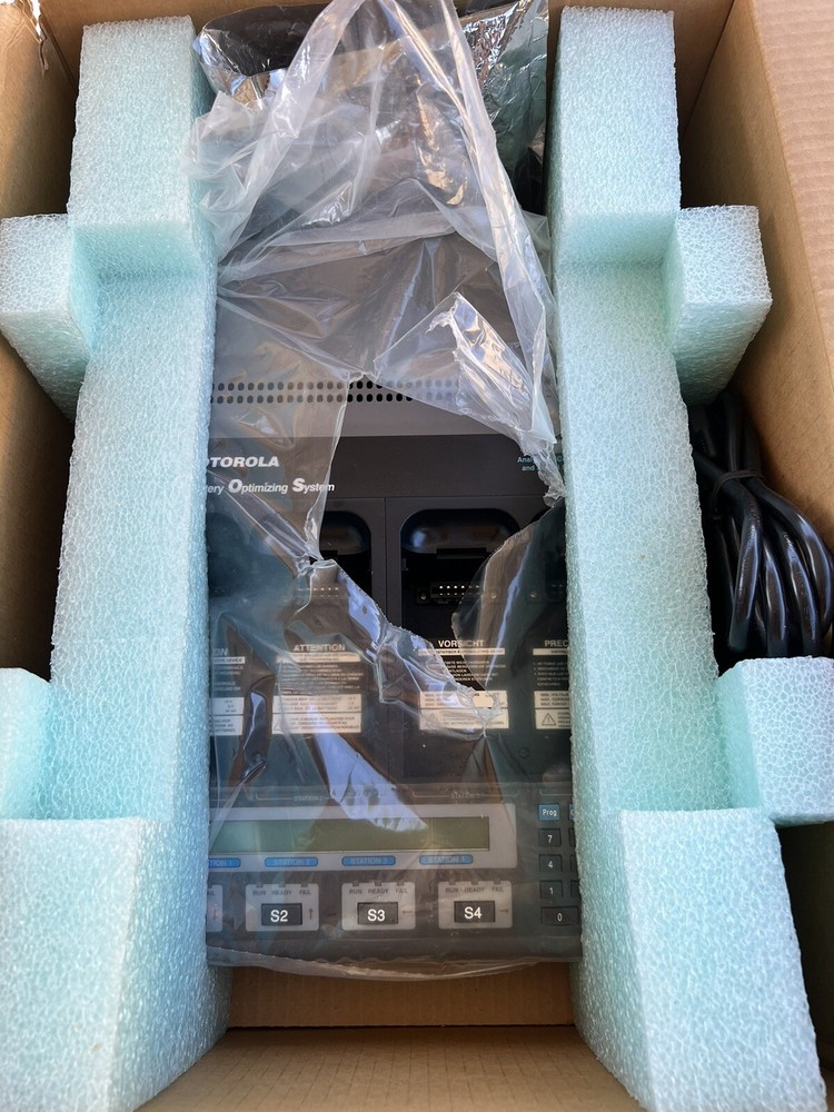 NEW OPEN BOX MOTOROLA WPLN4071AR 4 UNIT BATTERY OPTIMIZING SYSTEM