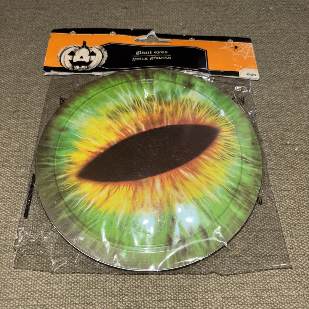 6" Plastic, Cardboard. Giant Eyes. 2 Pieces. Snake, Monster. Free Shipping.