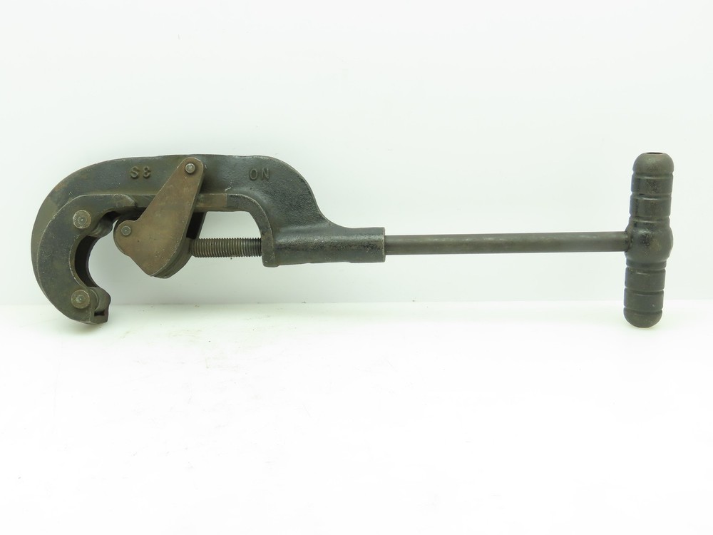 No 3S Heavy Duty Pipe Cutter One Wheel 1"-3" T-Bar Tightener