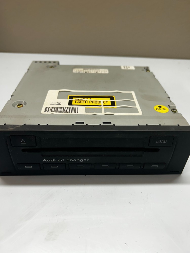 GENUINE AUDI A3, A4 CD CHANGER 8E0035111D