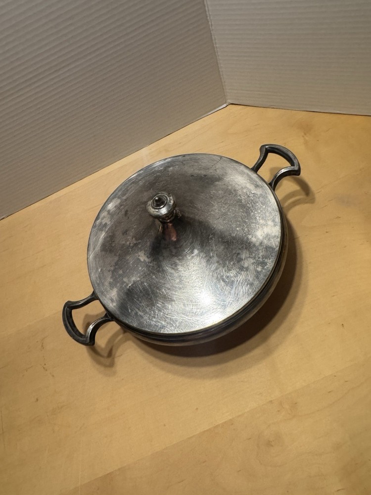 Vintage Wallace Silver-PlatedCasserole Dish With Lid