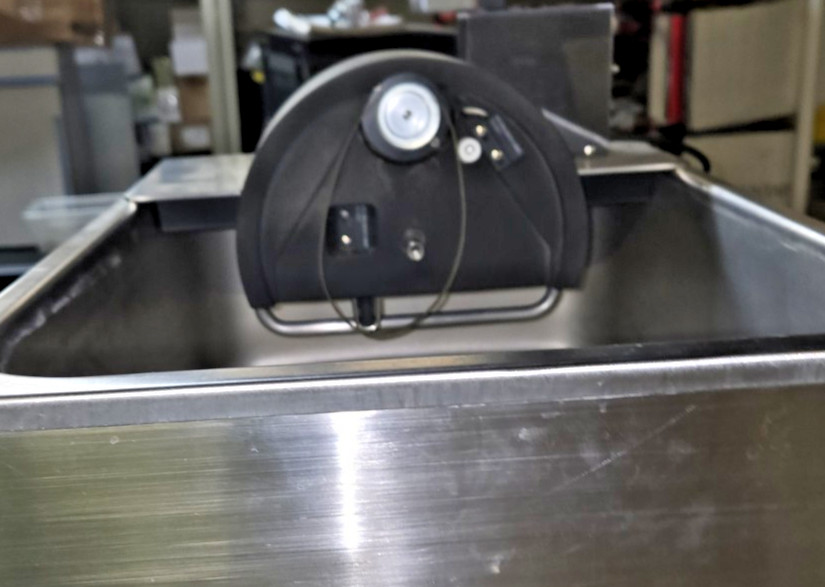 Ebo Kunze CHANDLER LOOP System Temperature Controlled Water Basin 115v