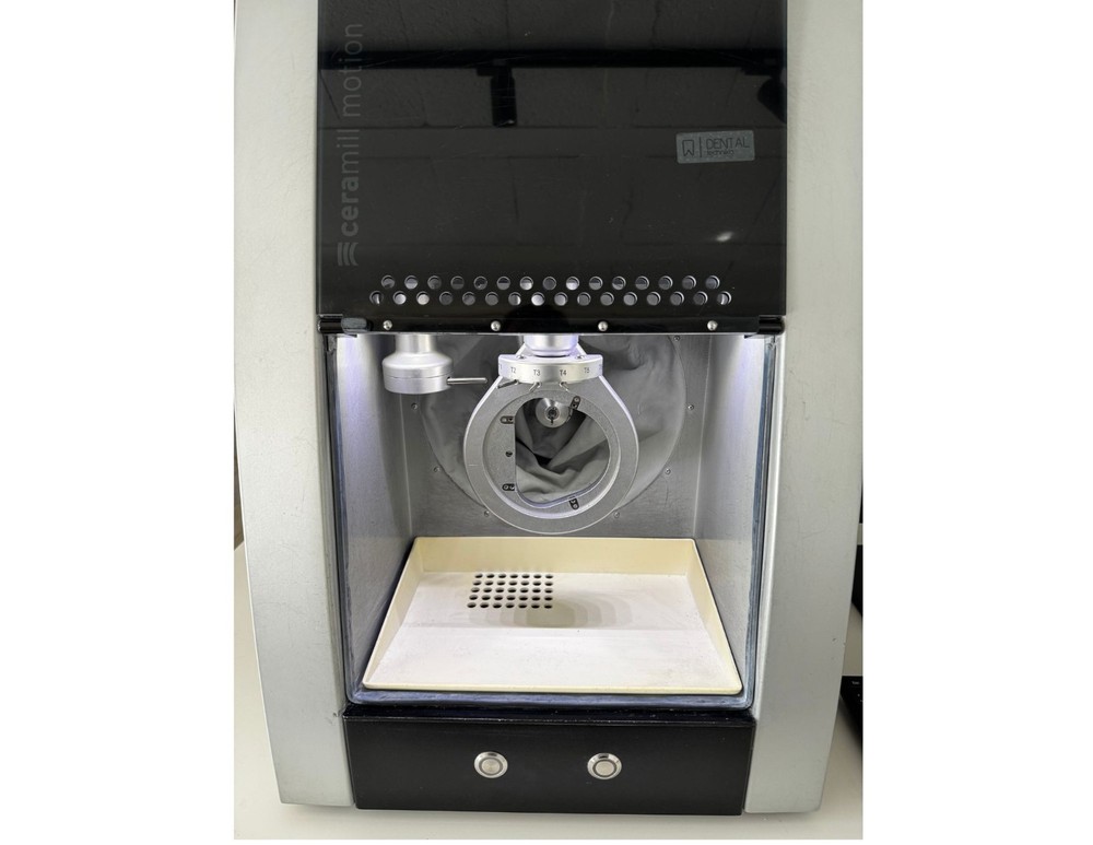 Ceramill Motion 4-Axis / Map 400 - CAD/CAM by Amann Girrbach