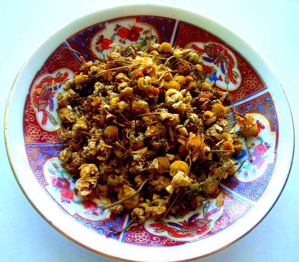 Fragrant Imported Chamomile Flower Herb Tea Infusion All Natural No Caffeine