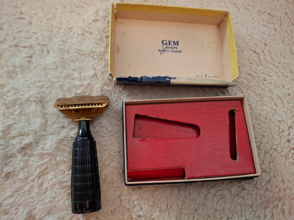 Vintage GEM Junior Single Edge Safety Razor Bakelite Fat Handle & Box