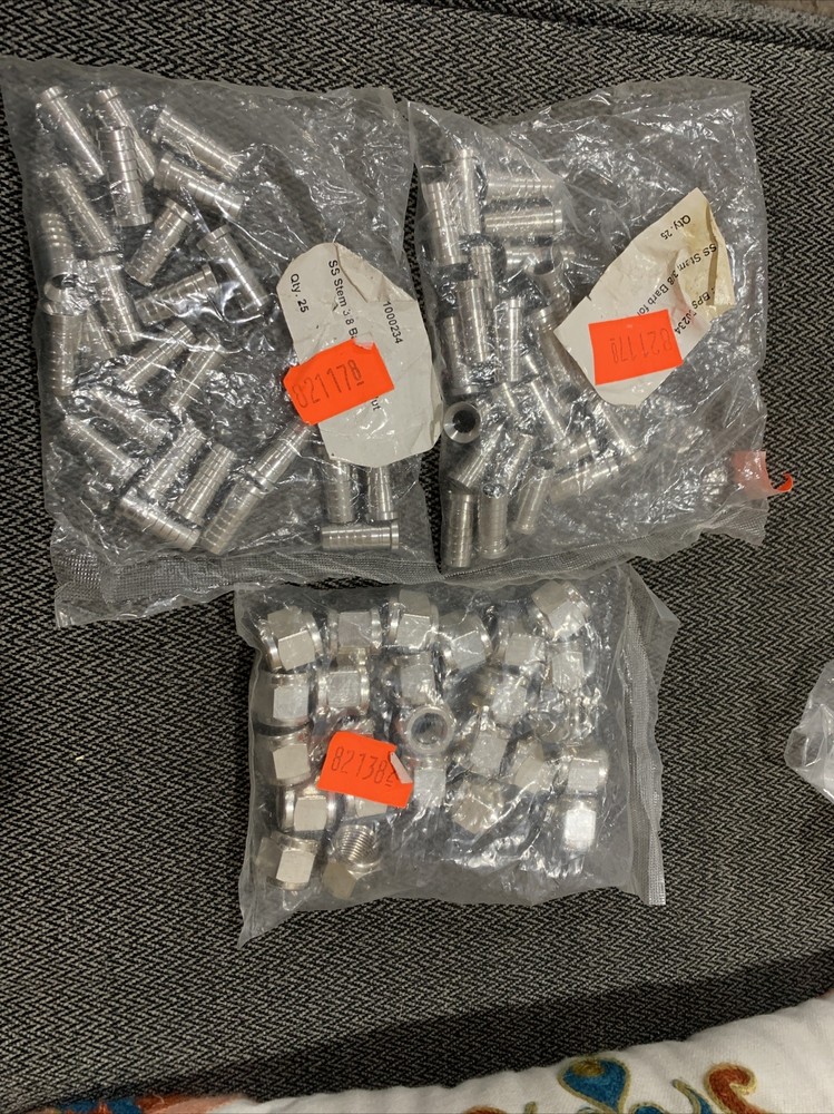 Soda System Fitting, Lancer 25 Nut For Barb Stems 3/8" Nut & 50 3/8" Stems