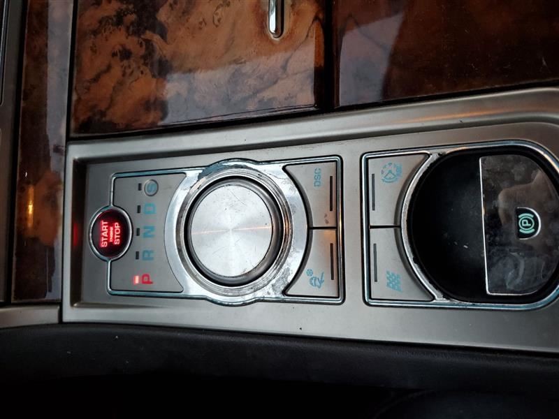 Control Module PN:8x23-14b588-ad OEM 2009 Jaguar XF