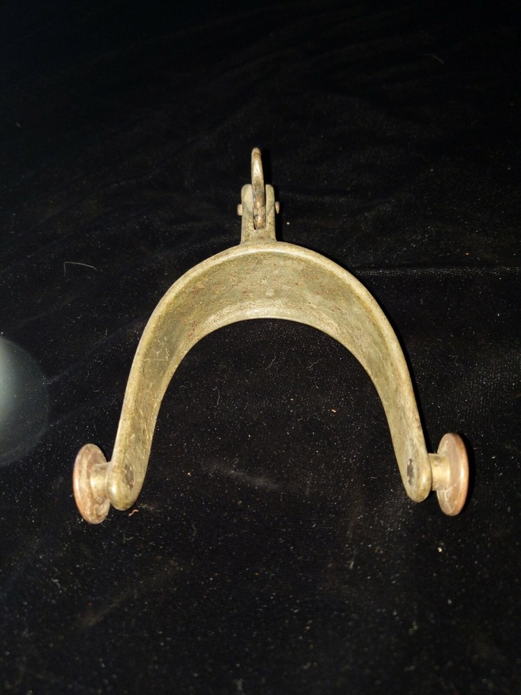 Unique Heel Guard Single Right Spur