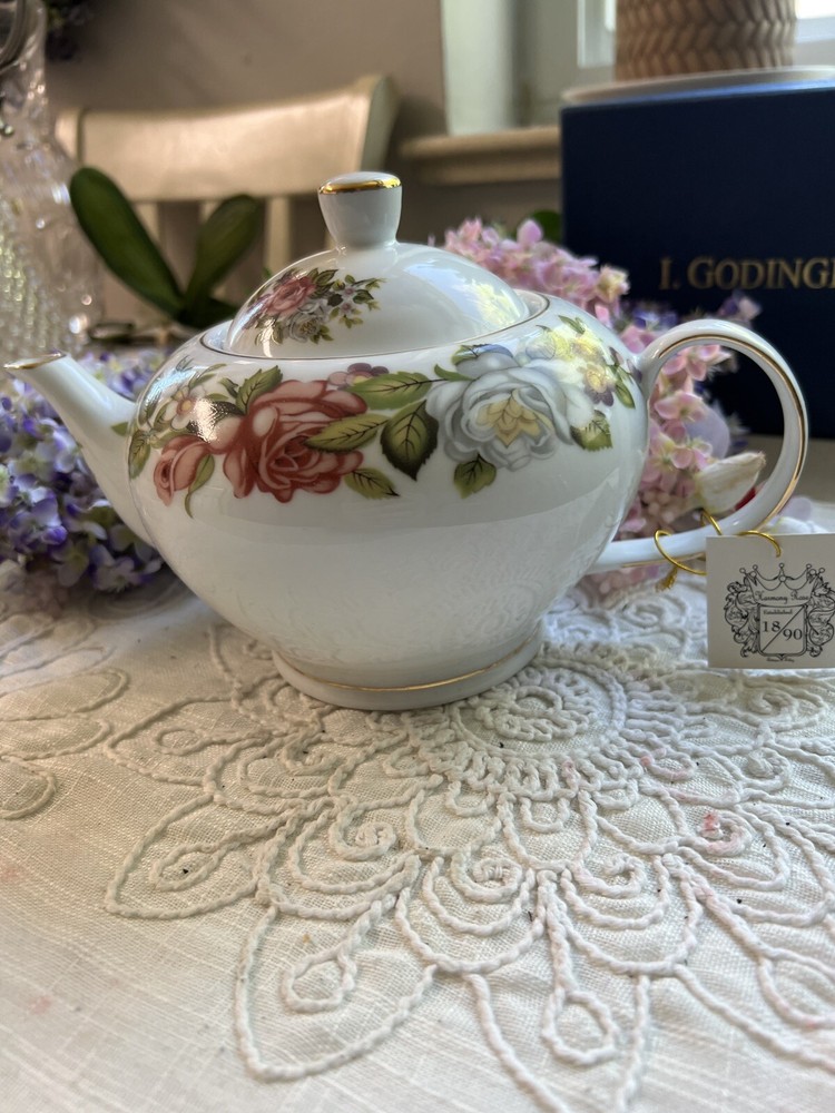 Godinger Teapot Harmony Rose.  In Original Box With Tag Attached.  6 Cup
