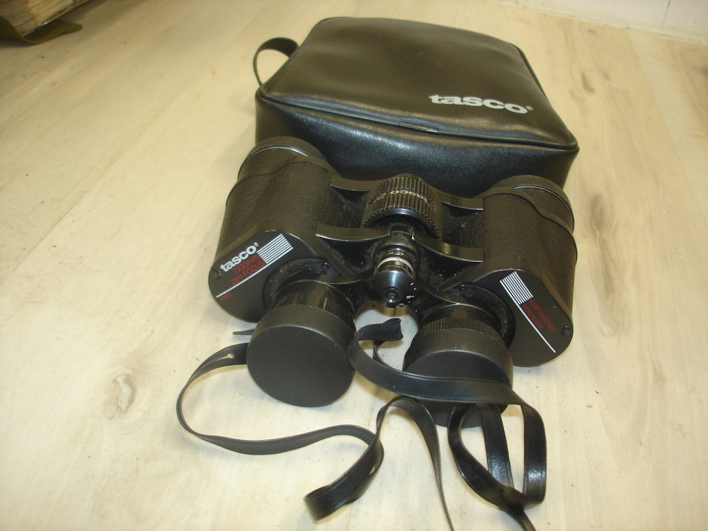 Tasco Binoculars 4000, 7x35mm Lens Zip Focus Coated  With Carry Bag CLEAR