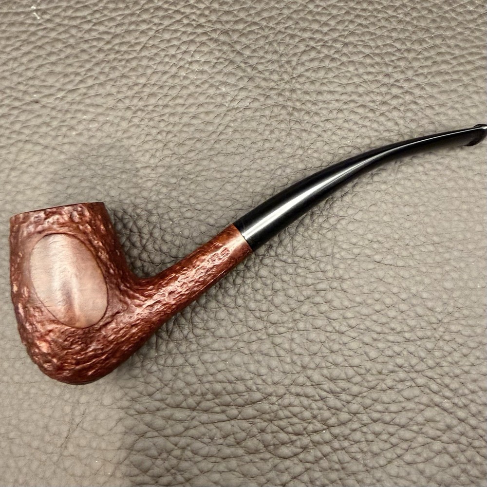 Jarl Chieftain Briar Pipe – Made in Denmark – Rusticated Panel Billiard – Estate