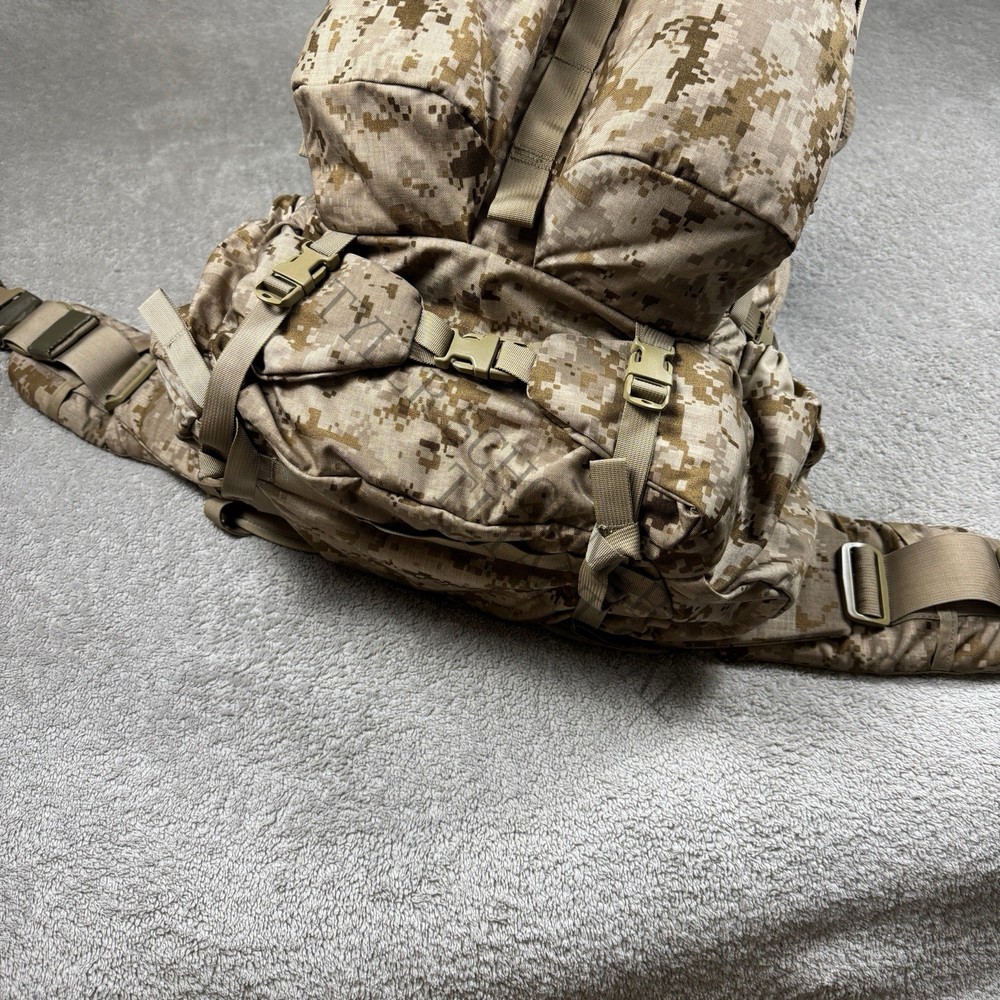 Mystery Ranch M4.0 Pack (M, AOR1)