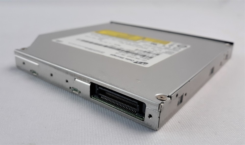 Hitachi GCC-4243N DVD-ROM Drive