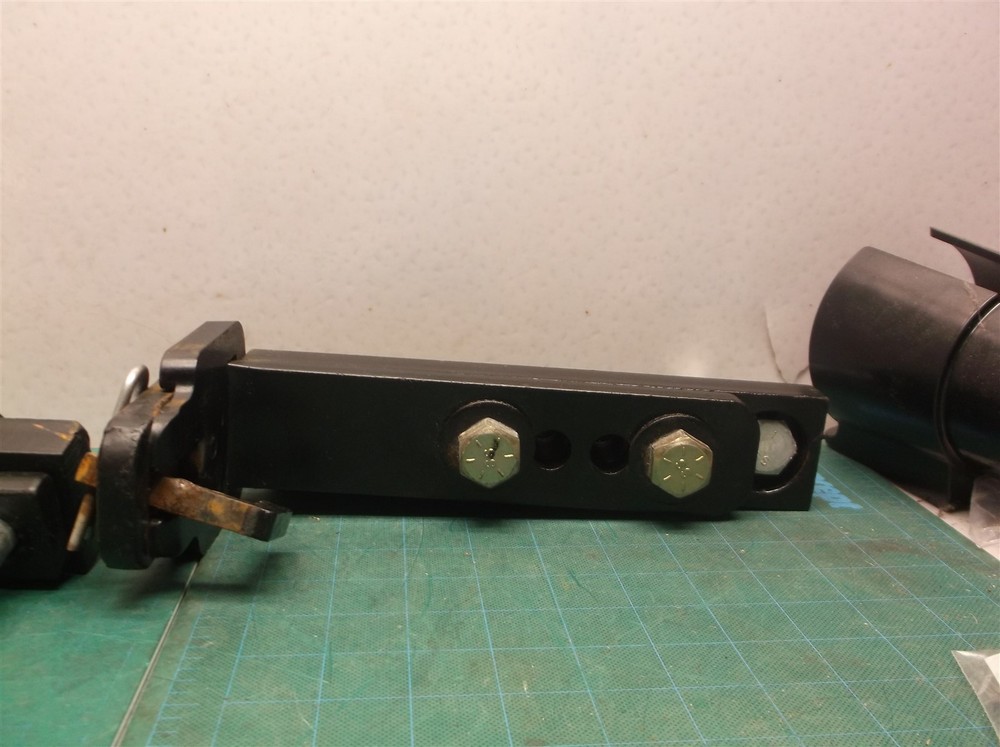 2 adjustable sway bar arms