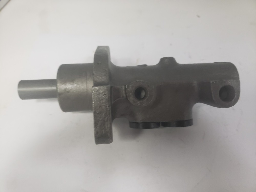 PARTSMASTER 11-2741 MASTER CYLINDER, NIB